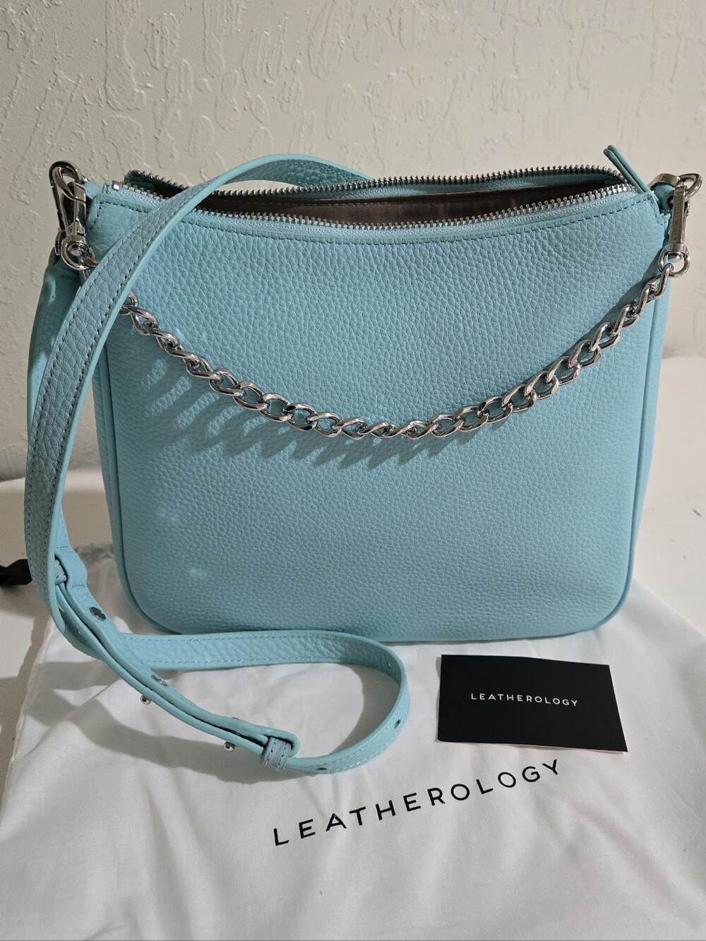 Leatherology Greta Medium Crossbody Leather Bag - Celeste (Tiff. Blue) New